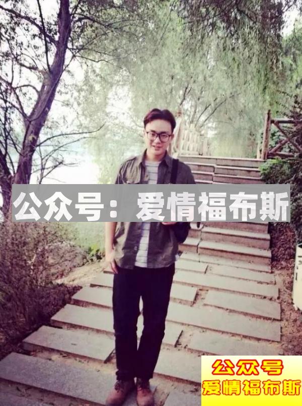 高端男士泡妞展示面照片