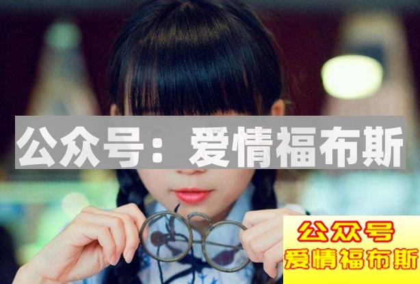 怎么去聊天找话题，让女生感兴趣的聊天技巧