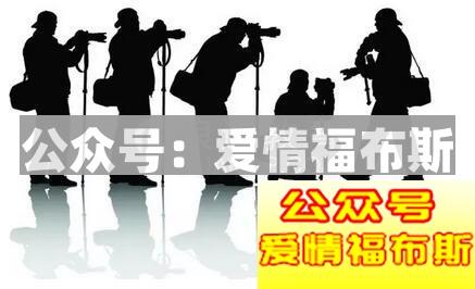 男生自拍照姿势的摆法 男生拍照摆pose大全