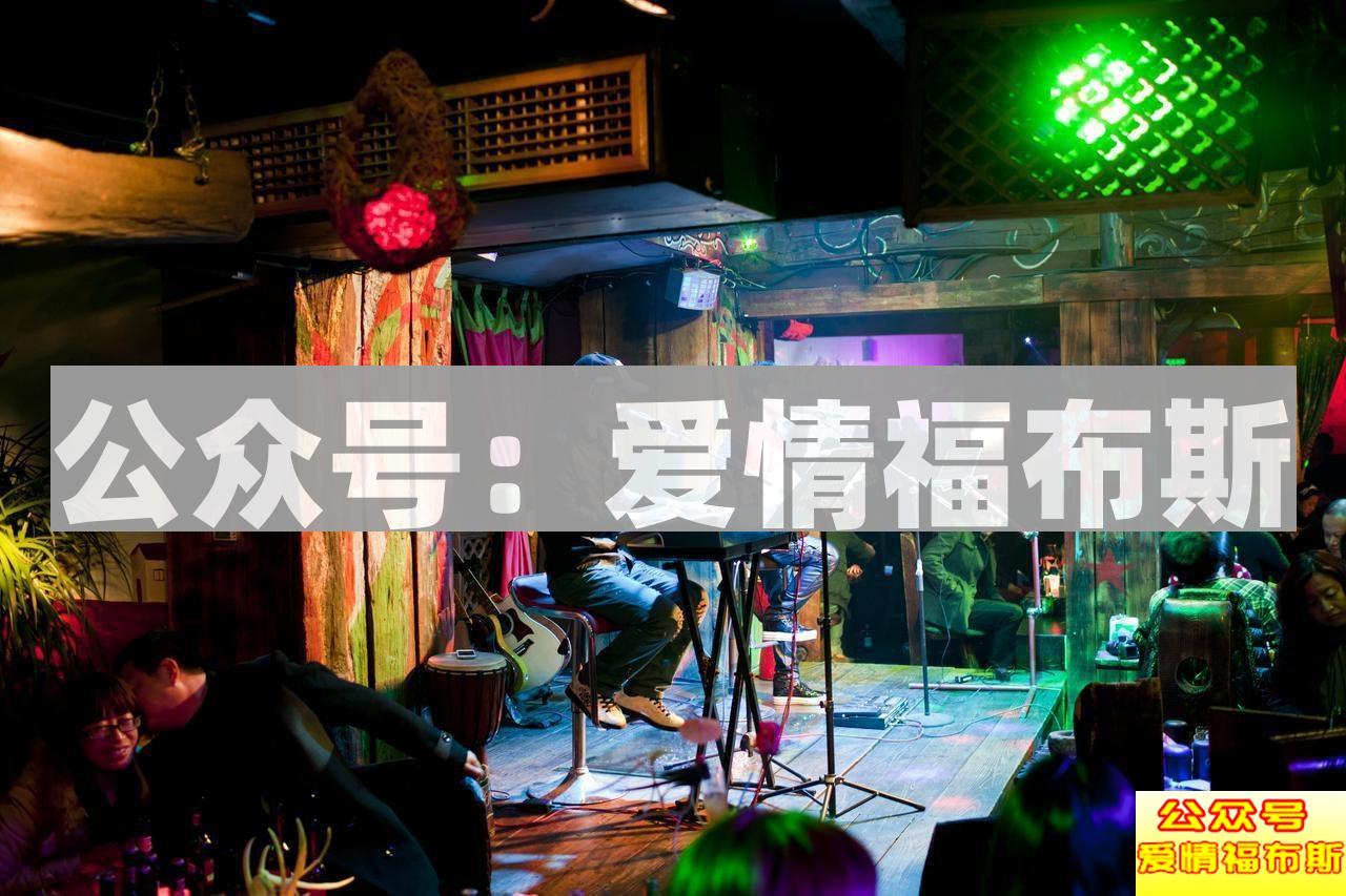 成都民宿:一个人的旅途变成两个人的相逢第14张