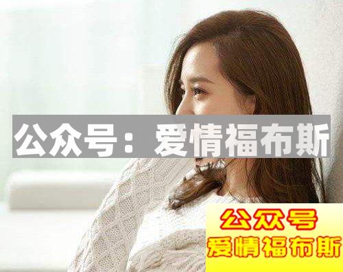 发个微信朋友圈也能吸引到妹子？没听错