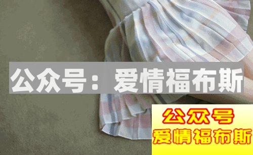 女人夹腿是什么意思?为什么女孩子爱夹腿?第1张