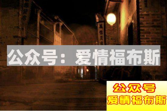 老婆回家,发现我抱着另一个女人全身赤裸躺在床上...
