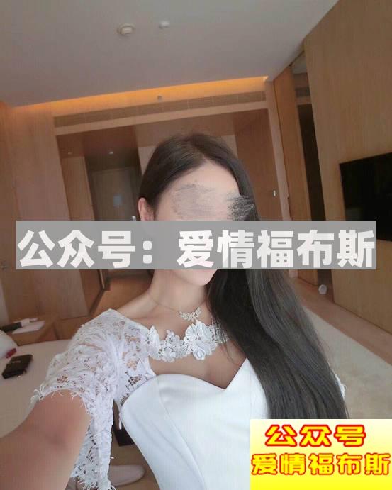 喝完情人的眼泪，她转身睡了前任