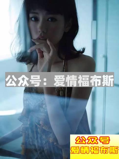 堪称神颜，巴掌脸，98年的斋藤飞鸟比初恋还甜！第19张