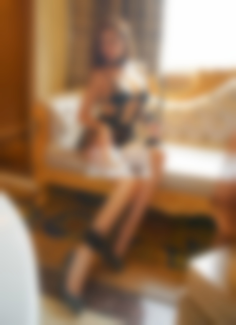 和女生约会聊天如何才能吸引女生