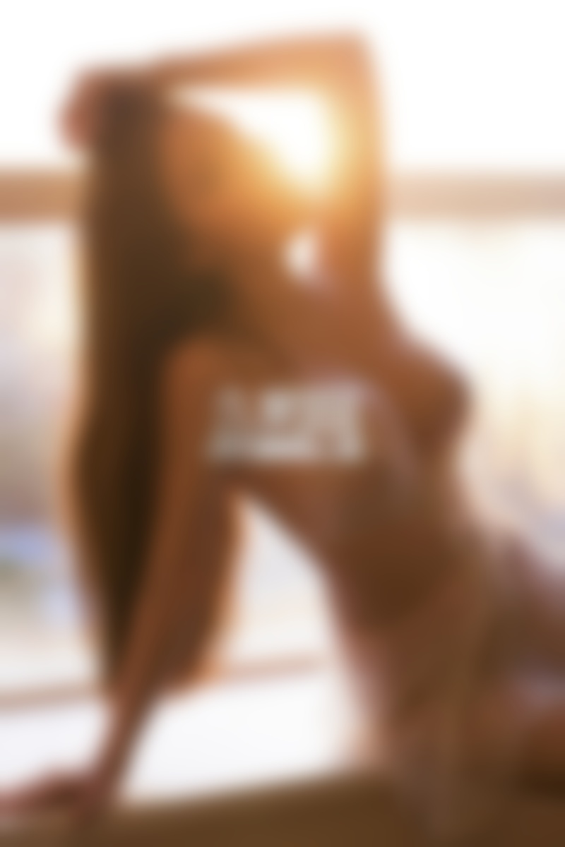 看女孩子的小动作猜她的心思