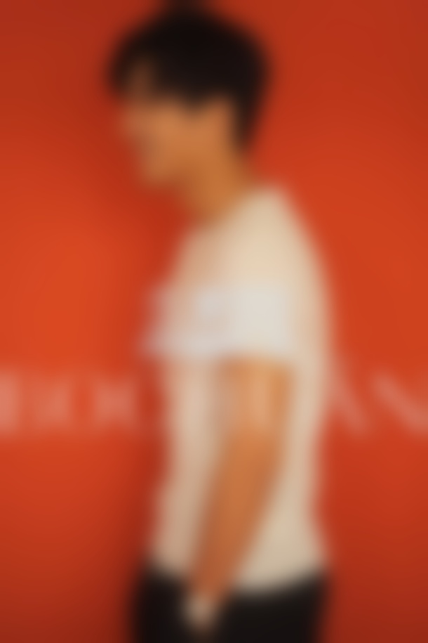 他妈妈让他跟别人在一起，我该怎么办？