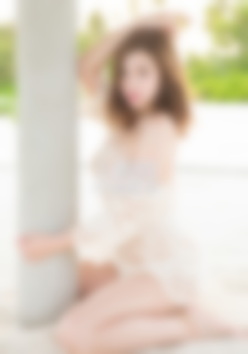 结婚两年 老公一直跟别的女人联系怎么办