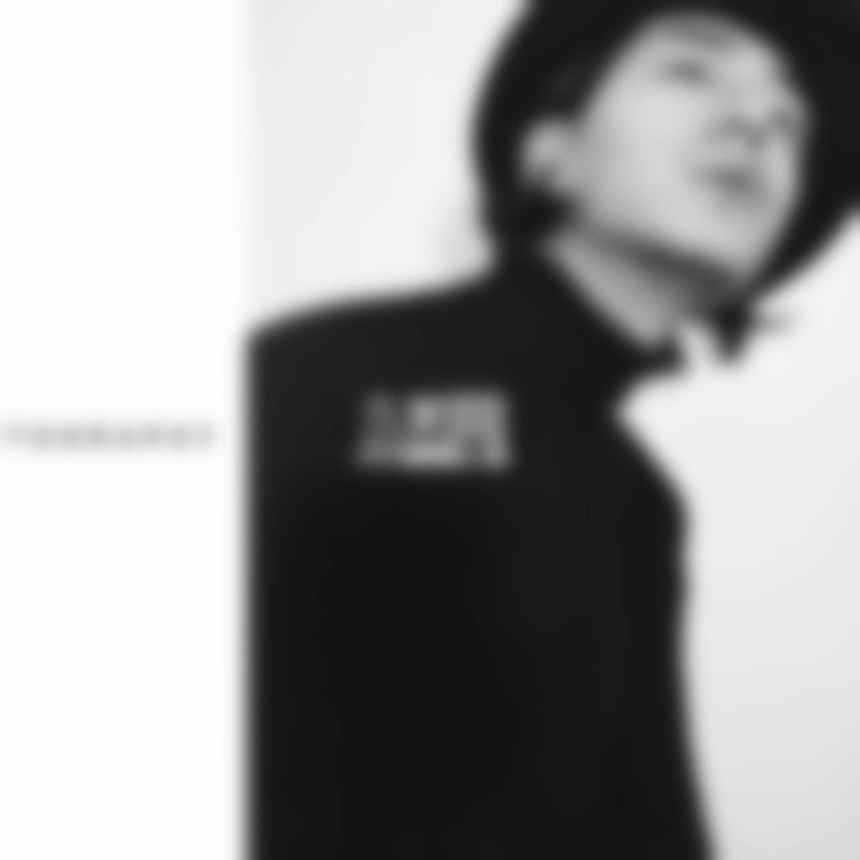 分手后想挽回男友，就不要降低自己的身价！