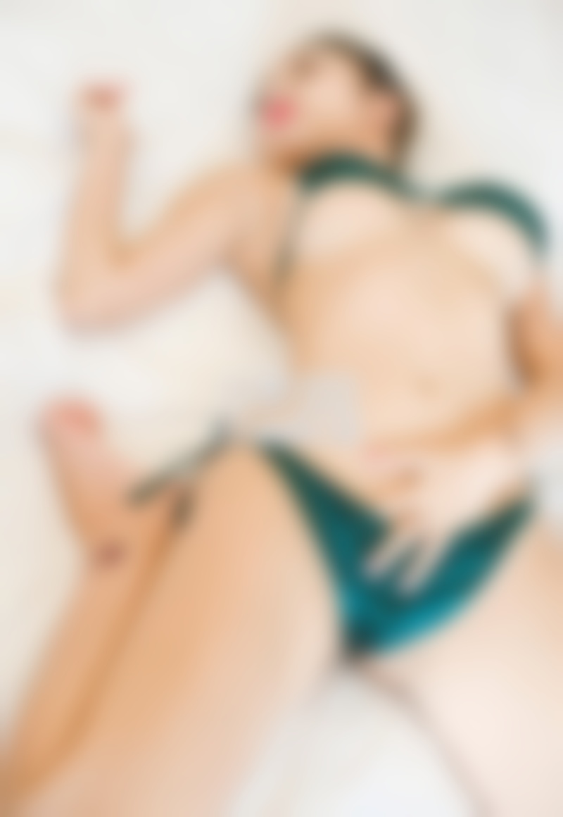 跟女孩子聊天中展示自己