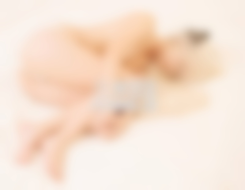 男友结婚前与女同事暧昧,该如何挽回男友的心?