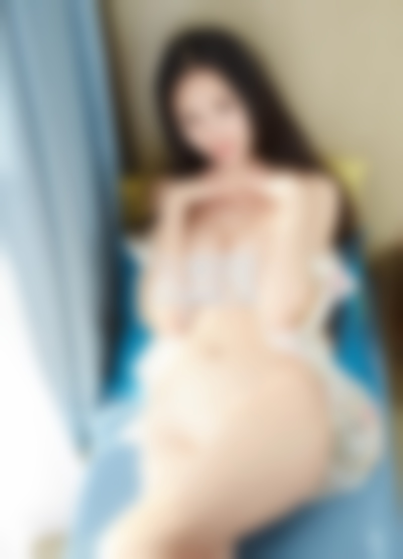 他有个缠人的前女友,聪明的女孩该怎么做