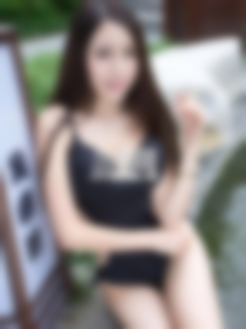 三个萌妹子挨个的被我上了