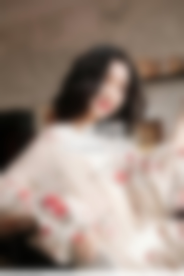 美腿丝袜诱惑-那些不属于你的爱 终究要离开