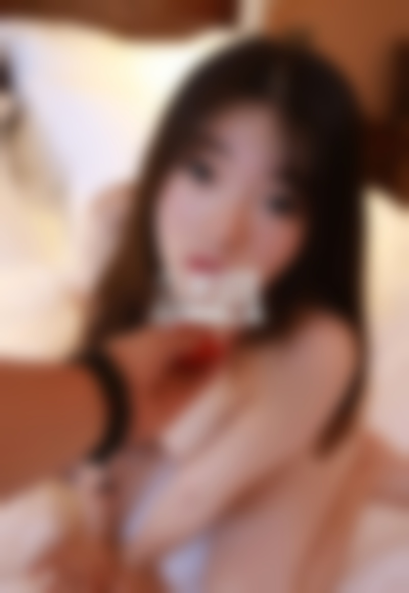 诛心教育的导师,教你如何区分真胸假胸?