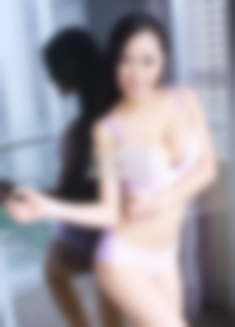 朋友的女朋友-爱情是繁华退却后的不离不弃