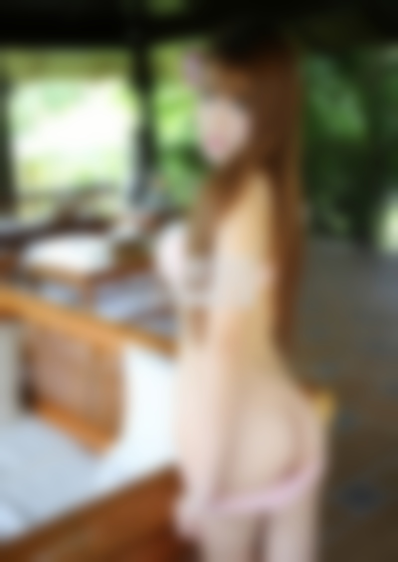 男朋友答应我删了前任，又偷偷加回来怎么办