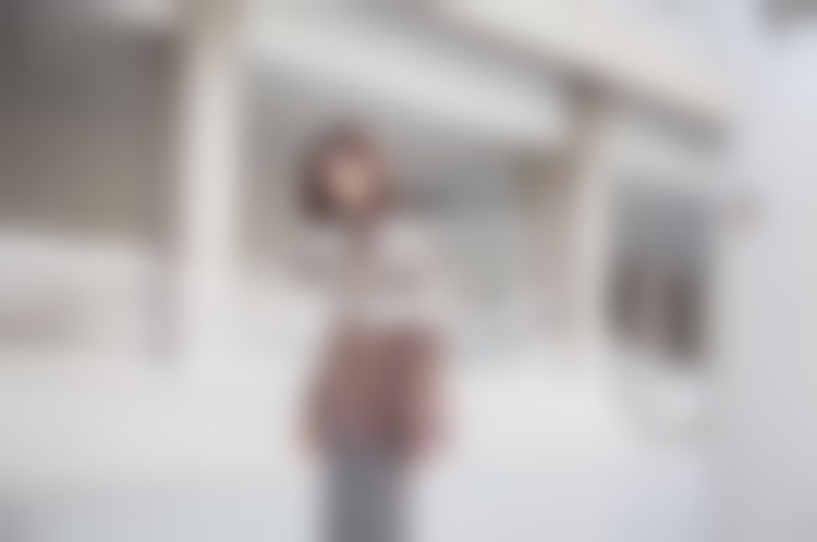 老公在外上班 我们的沟通得越来越少该离婚吗