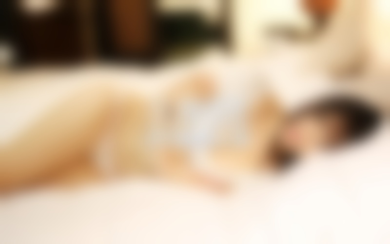 女生约会一直玩手机怎么办？