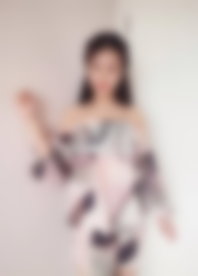 白领女装品牌-深爱你 你却是我无言的伤痛