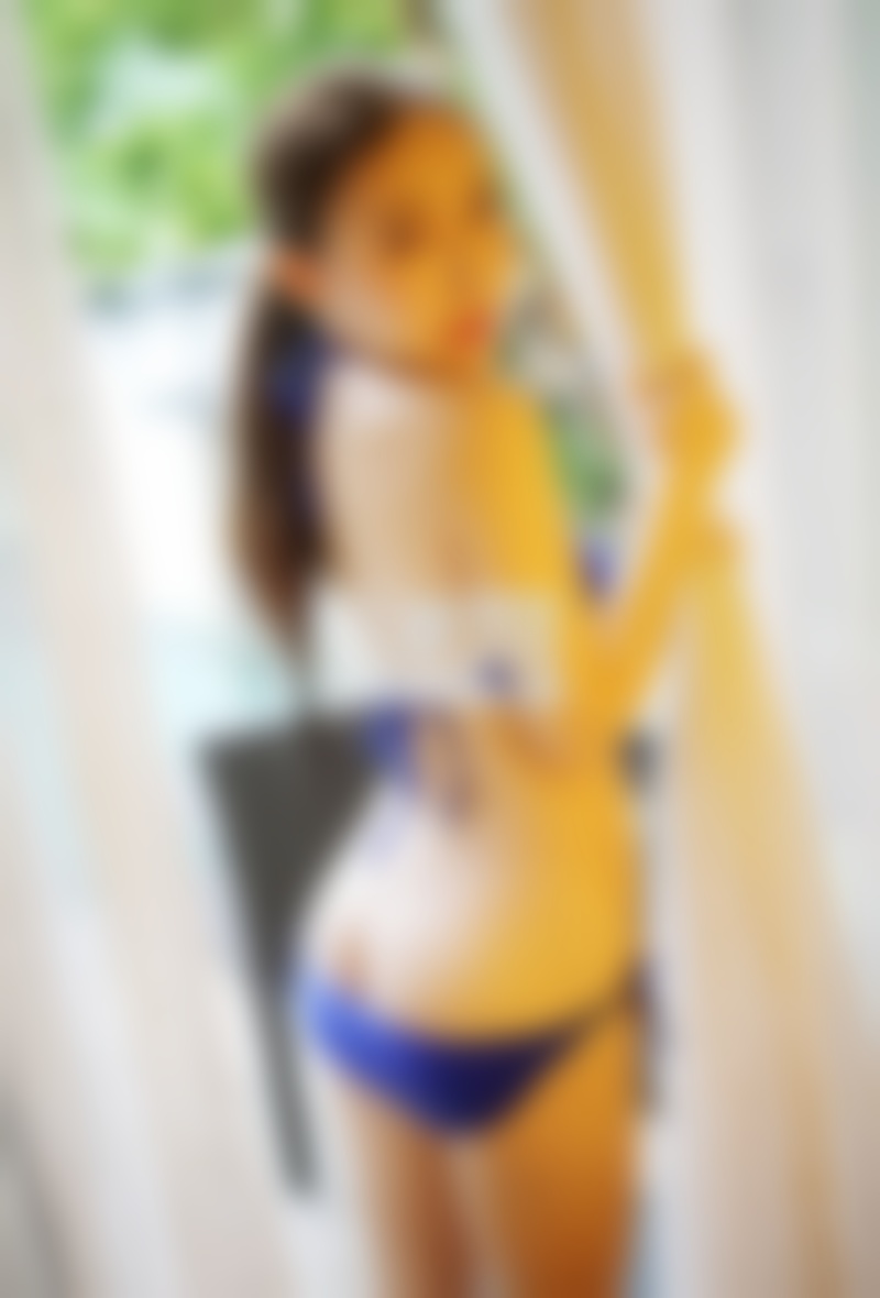 和女生聊天怎样做才能打动一个女孩的心？