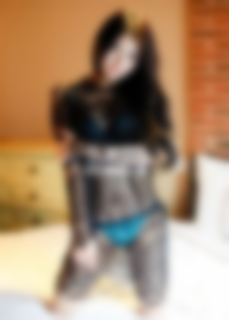 挖墙脚高手教你：如何从她的朋友变成她的男朋友？