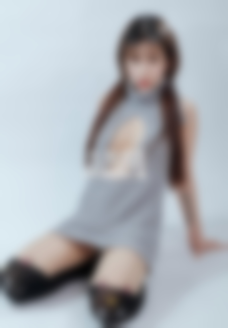 免费的黄片-情人节的英文祝福语:你是他的整个世界