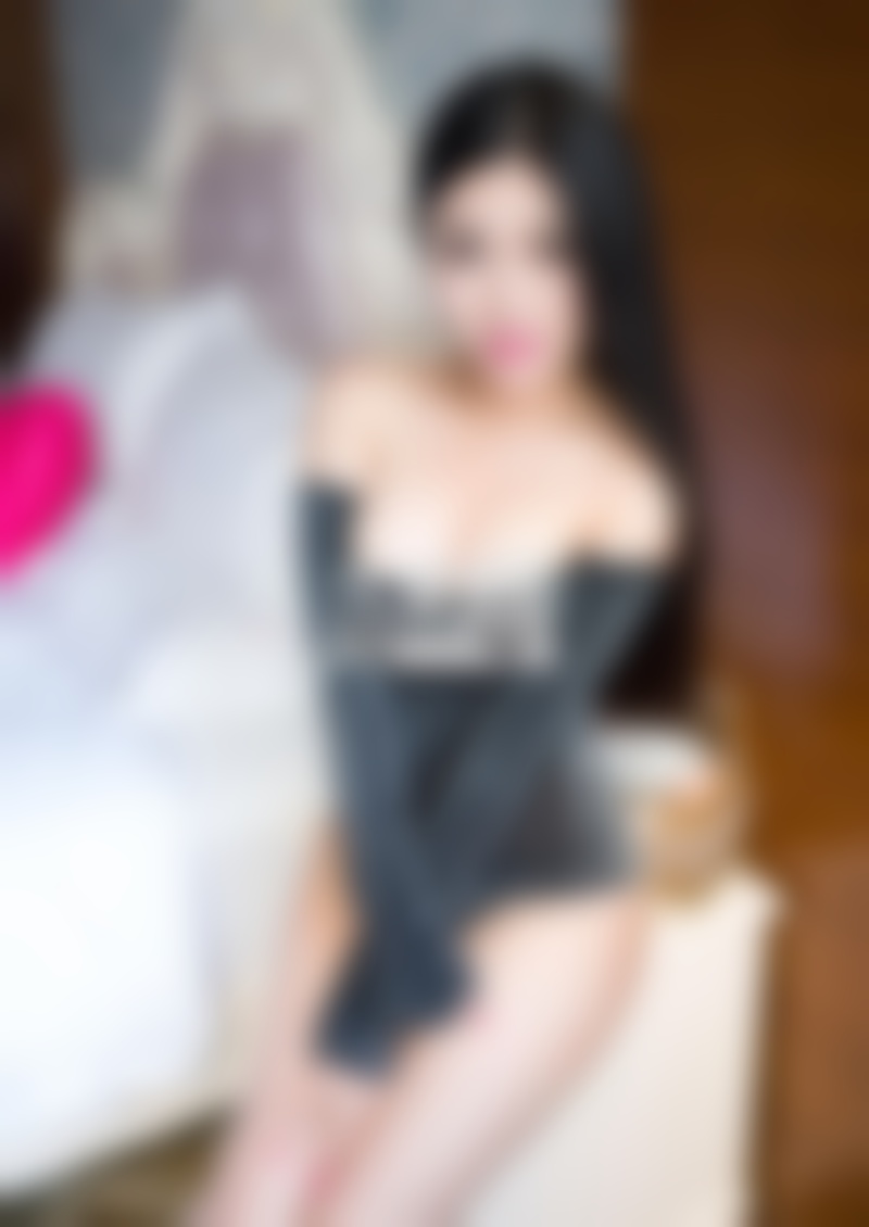 女生和十个面具男面对面网聊 网恋能找到真爱吗？