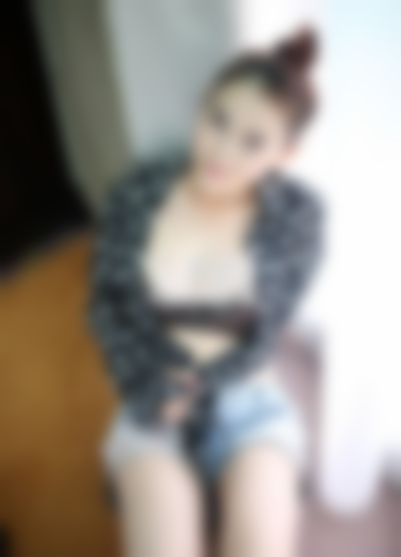 女人跟女人啪啪-送女生什么礼物合适 投其所好就对了