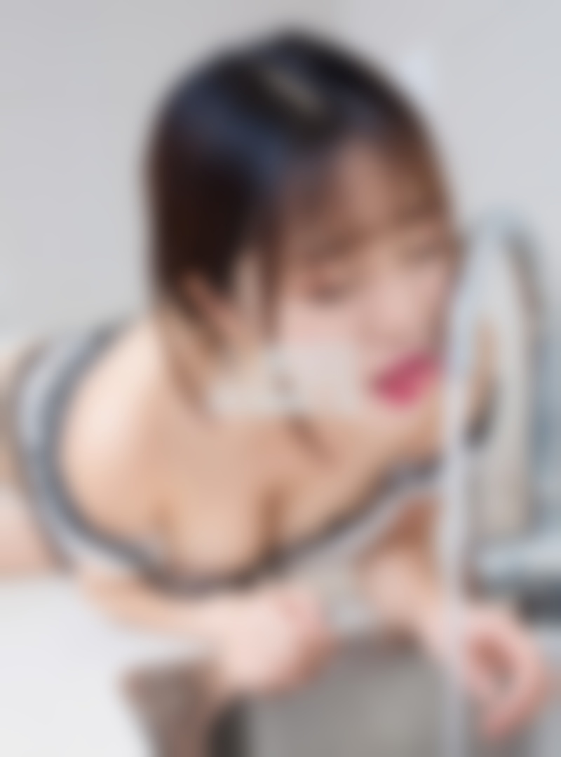 情侣被困约定谁先死就吃其肉活下去