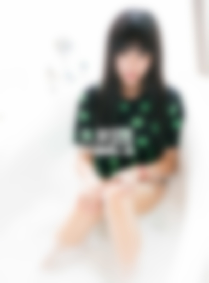 分手后男人真正放不下你，他一定会有这些表现!