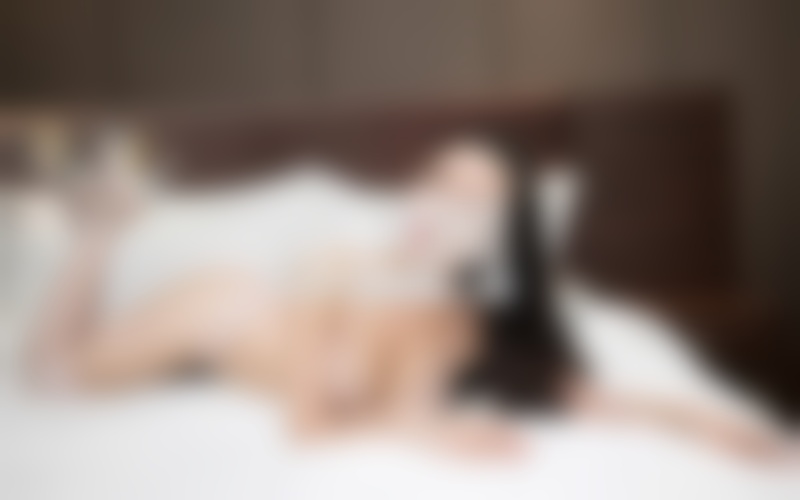 老公喜欢和女生聊骚暧昧,我该离婚还是挽回?