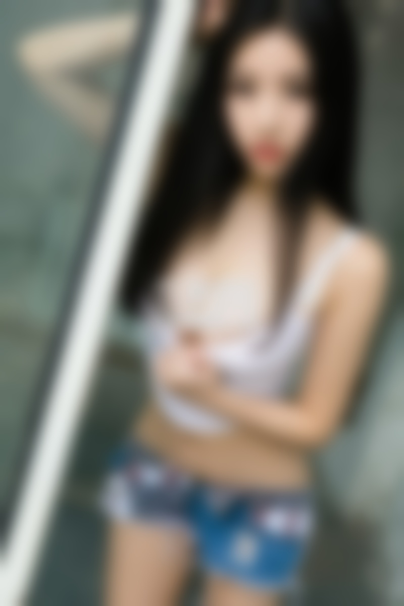 叫你泡妞中如何观察女人的头发辨她性格善变度