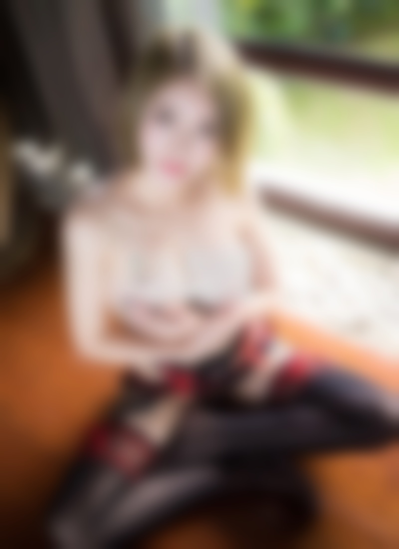 最强夜总会泡妞全攻略 带个妹子回家暖床吧!