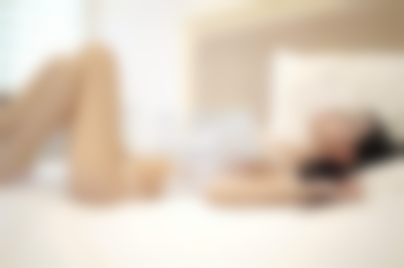 给女生发消息不回 她心里怎么想的