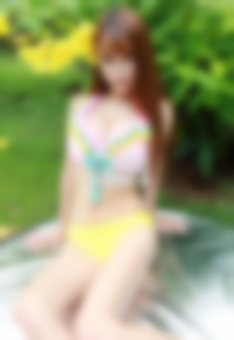 成都男子扮记者见四个90后美女 开房让女方付费(多图)