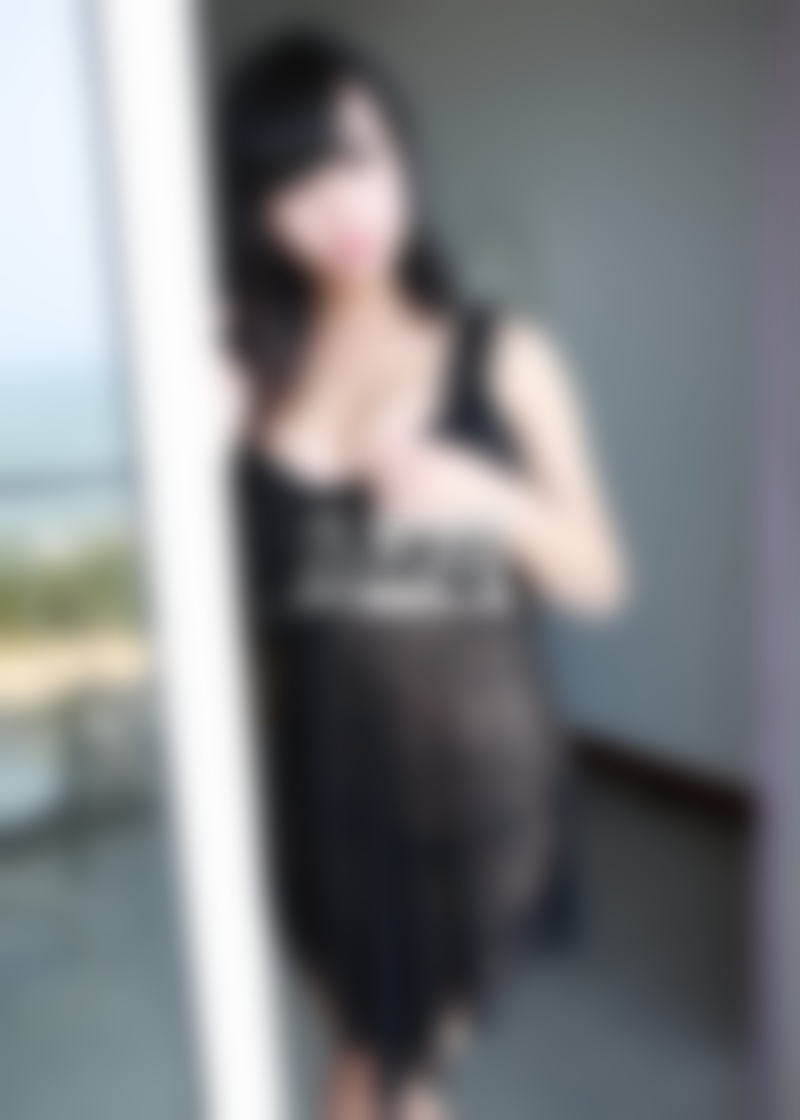 相亲结婚 感觉老公更爱他前女友怎么办