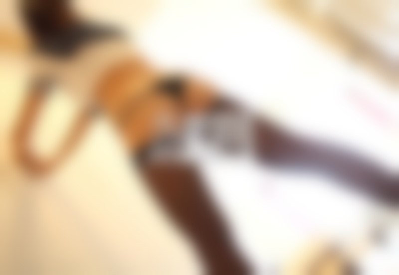 劈腿女问:有了男友就不能追求幸福了吗?