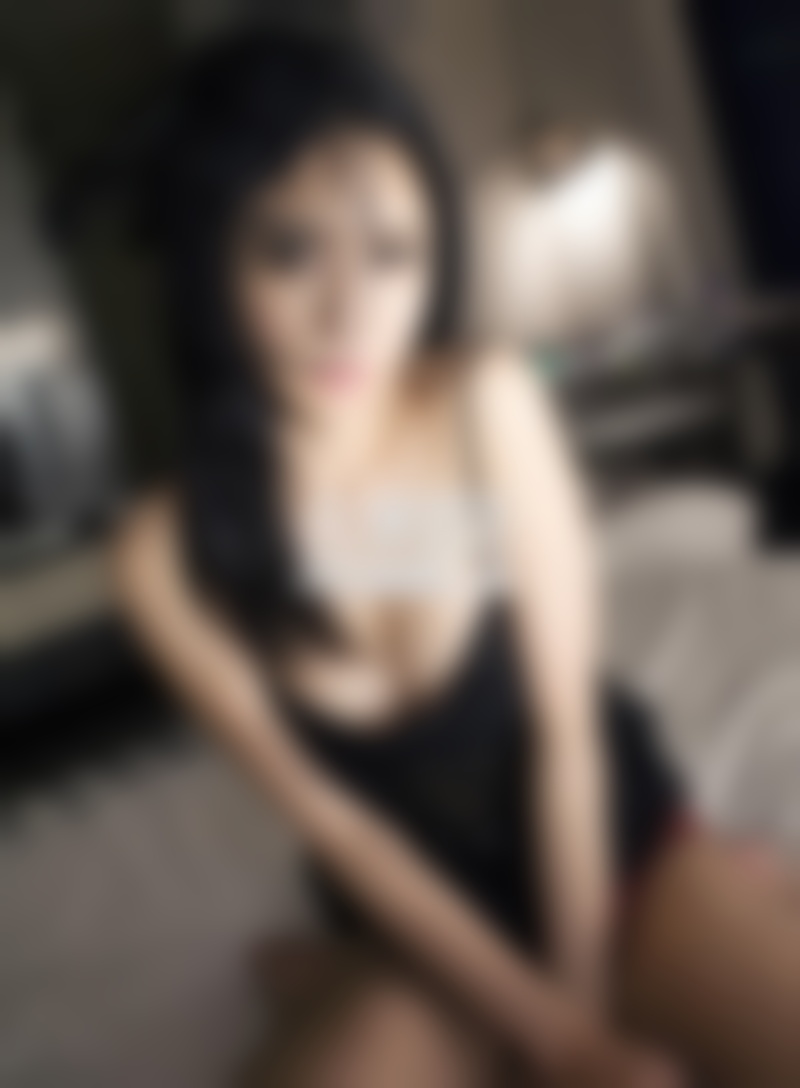 男人泡妞快速吸引女人的15个小技巧