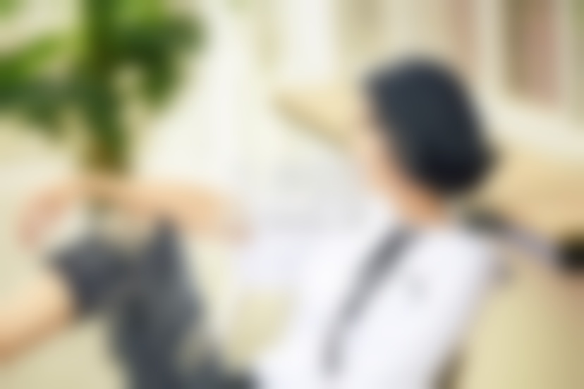 不会聊天的男人怎么交女朋友 内向男人必读