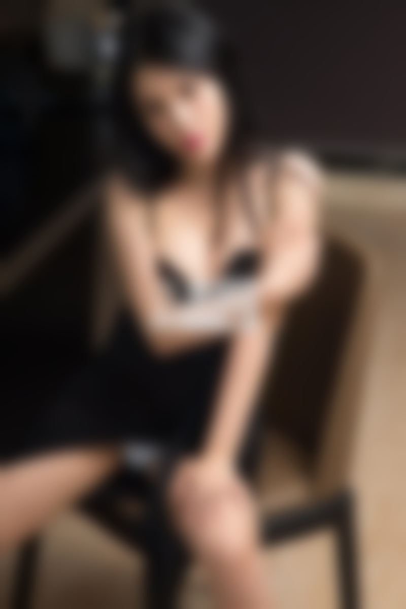 挽回男友技巧:闷骚男吃醋的表现