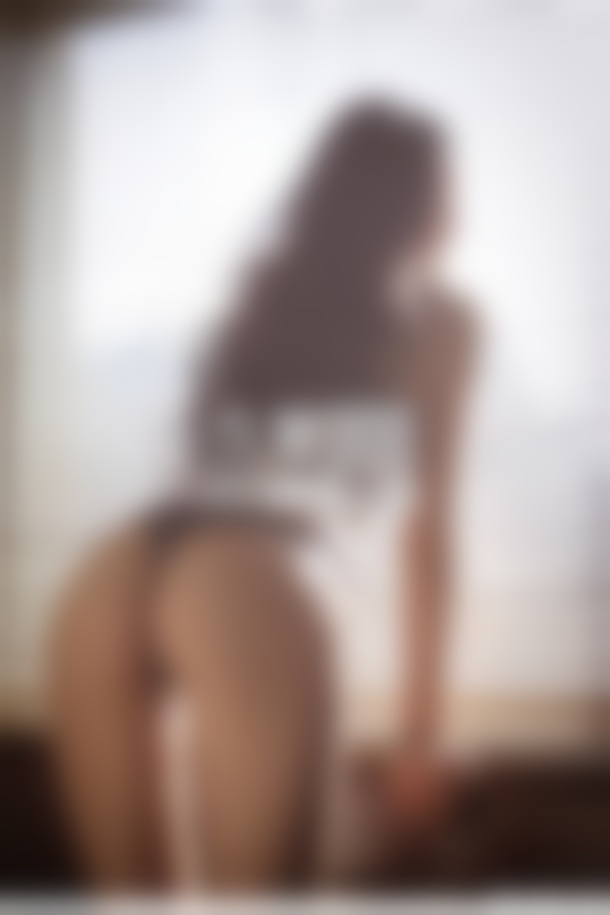 挽回前男友之如何找借口联系他？