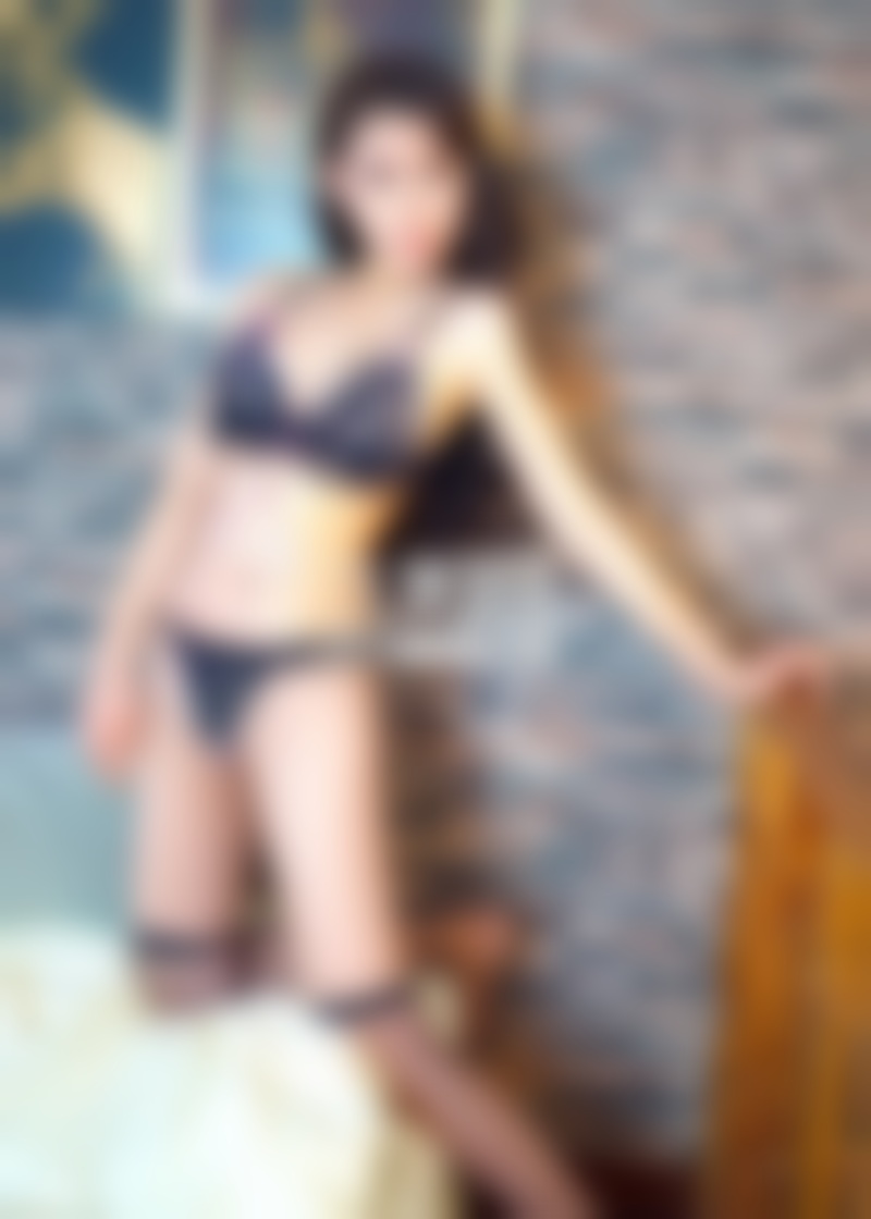 男友离婚不离家，比分手还痛苦该怎么办？