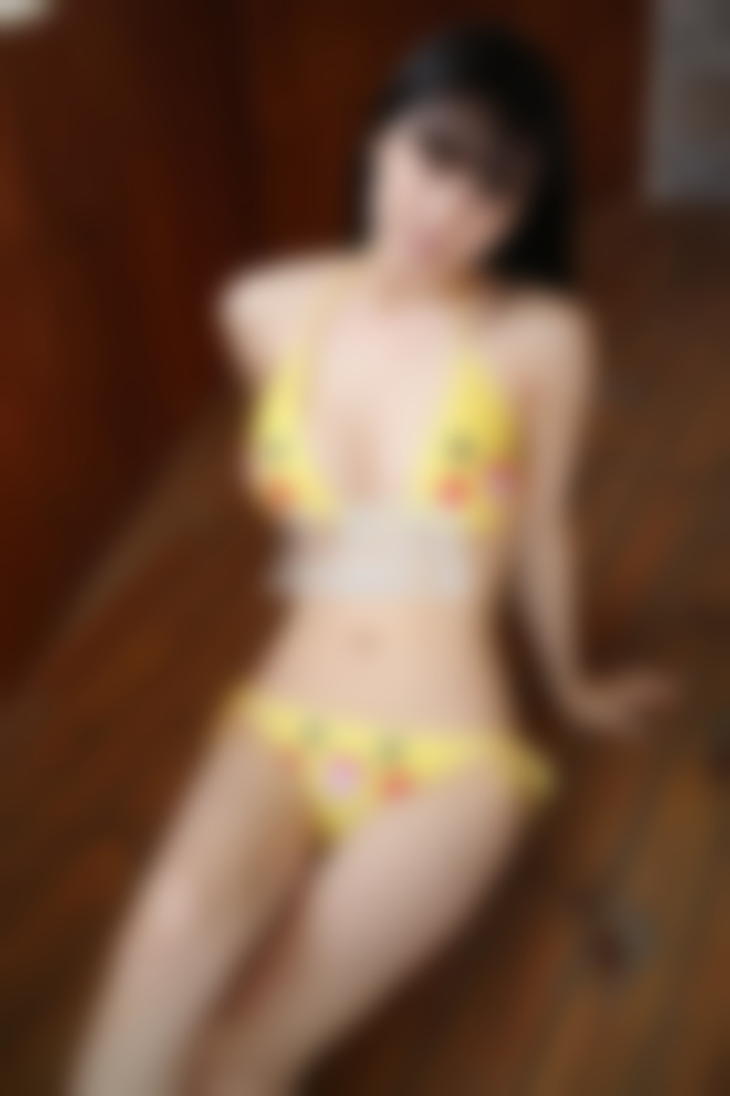 教你在女孩子充分展现出笑容