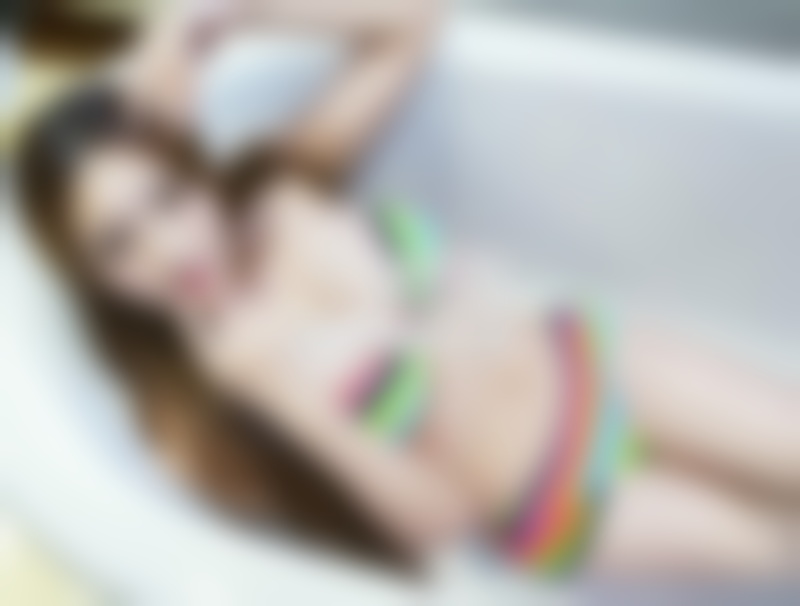 泡妞成功的绝招：关注五官散发的信息