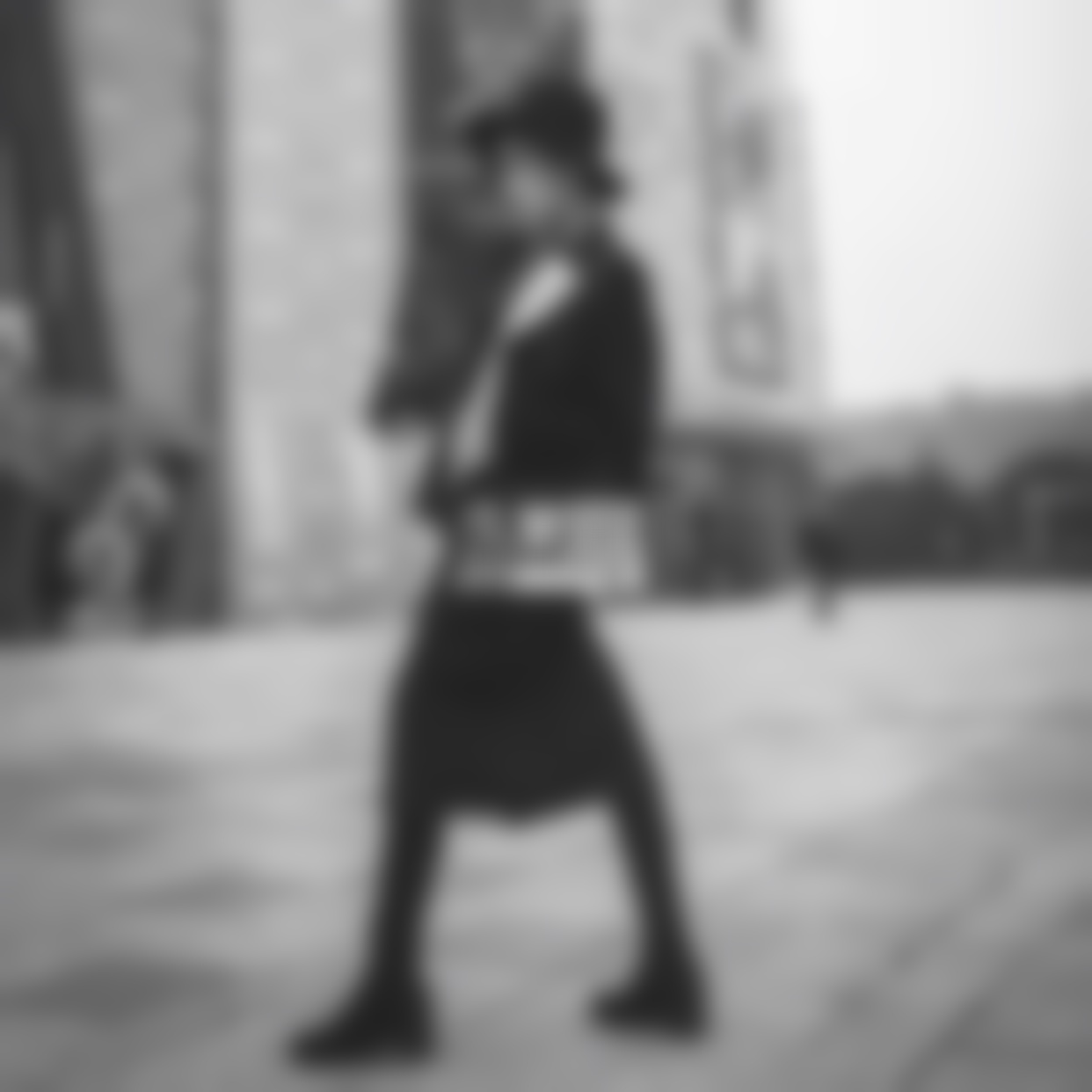 女友家庭条件很好 我特意热了剩菜给她吃 她的表现……