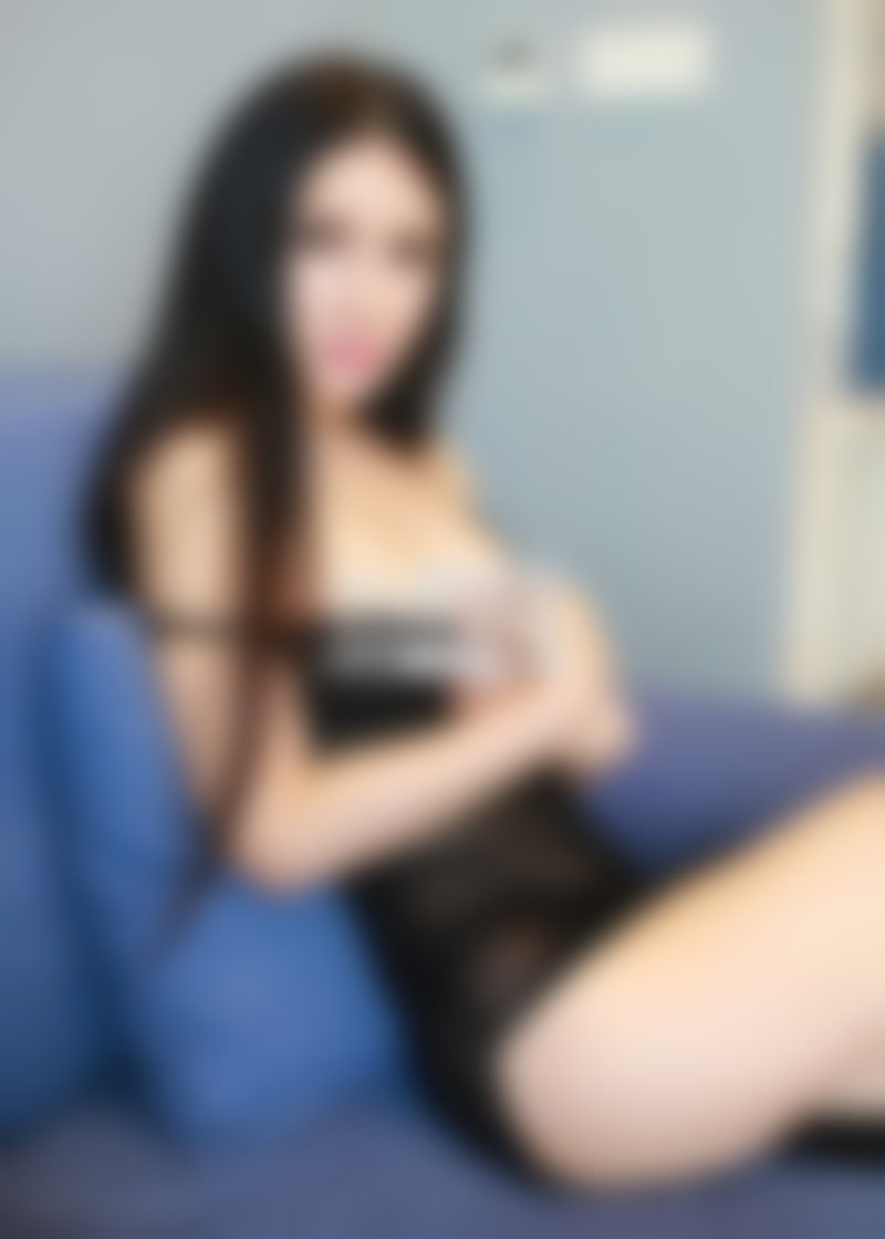 胸部大-女友爱虚荣怎么办 男生敢于跟女友当面说NO