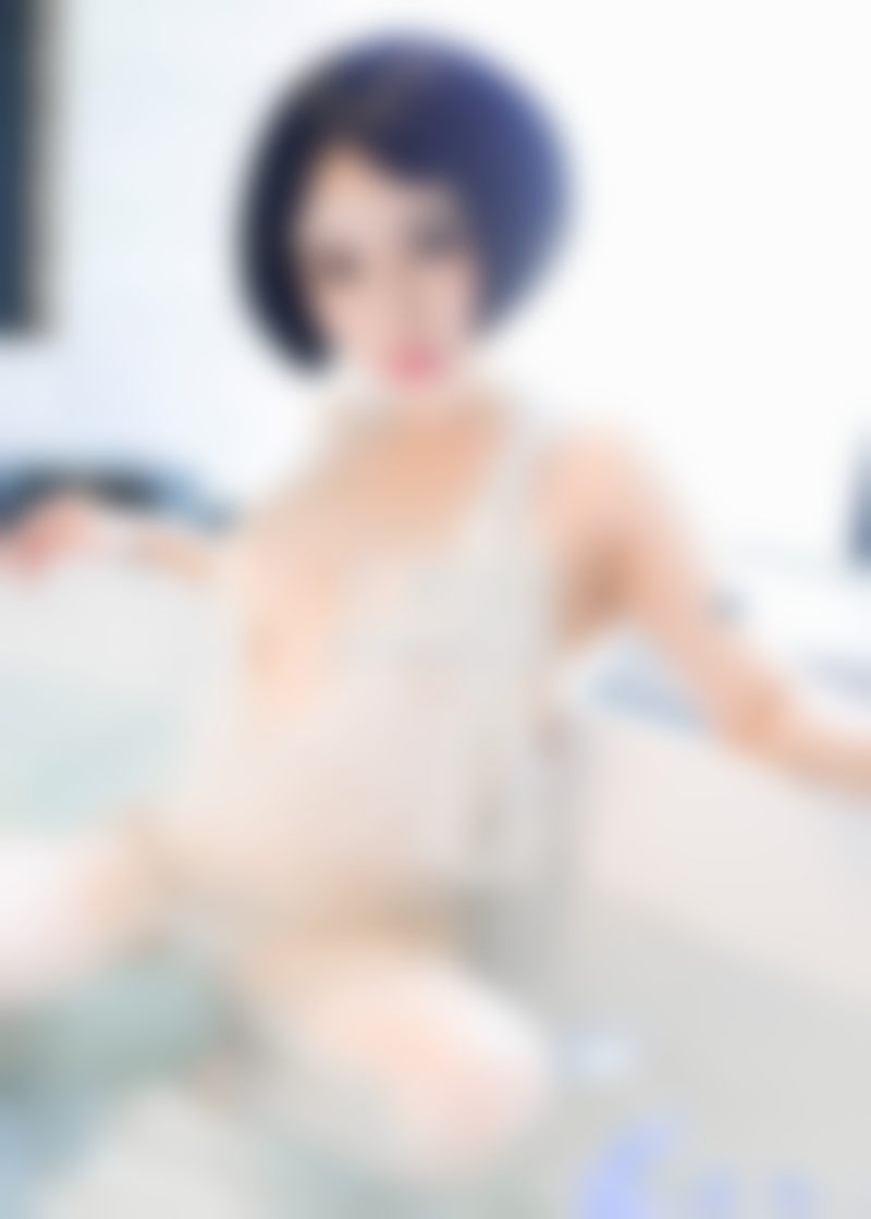 朋友的女友叫我晚上去陪她，我应该怎么面对朋友呢?