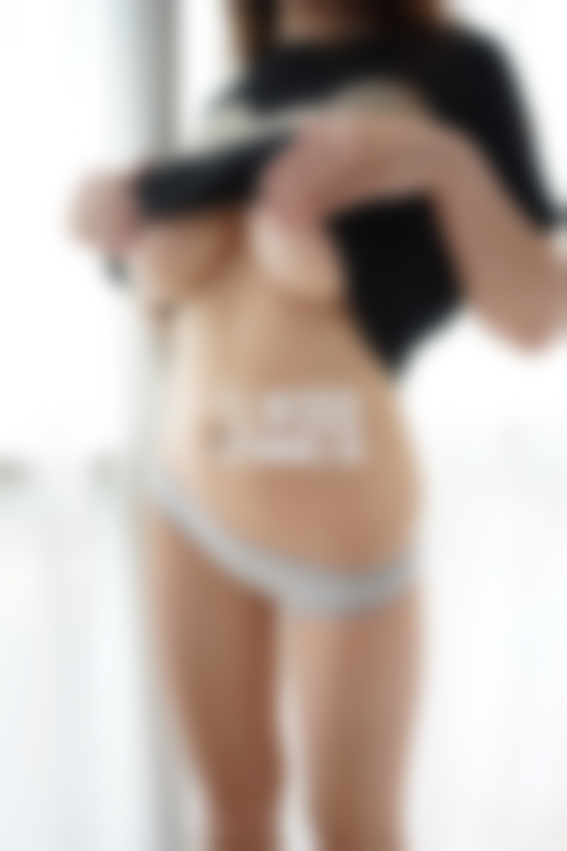 微信朋友圈吸引她原来这么容易